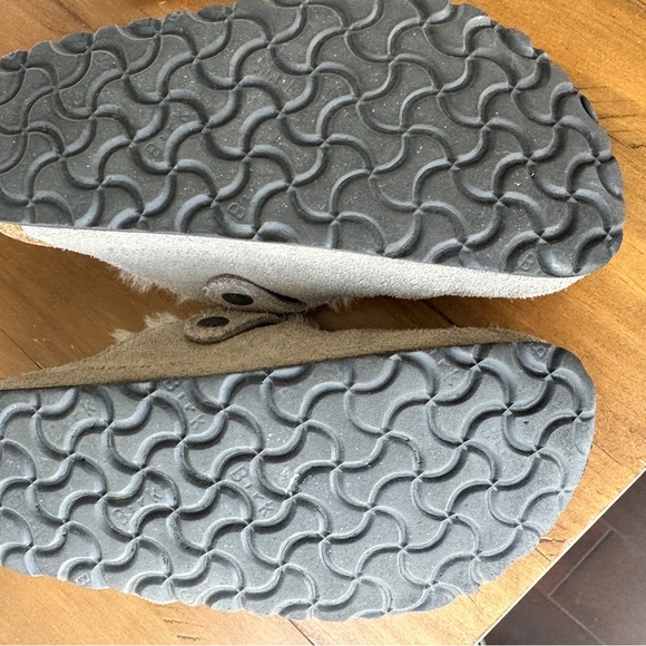 Birkenstock Gray Boston Shearling Clog - Picture 3 of 7